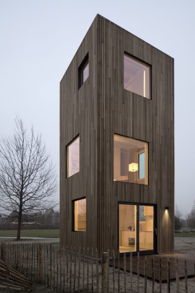 7_Micro House Slim Fit_ANA ROCHA Architecture_Inspirationist